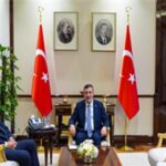 Başkan Tugay’dan İzmir için Ankara’da üst düzey temaslar