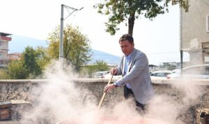 Osmangazi’de Salça Bereketi İmeceyle Büyüdü